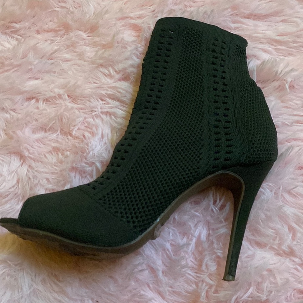 Woman’s Peep Toe Sock Heels Boots
